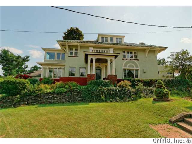 176 Robineau Road Syracuse, NY 13207 - Photo 1 of 1 Exterior Front