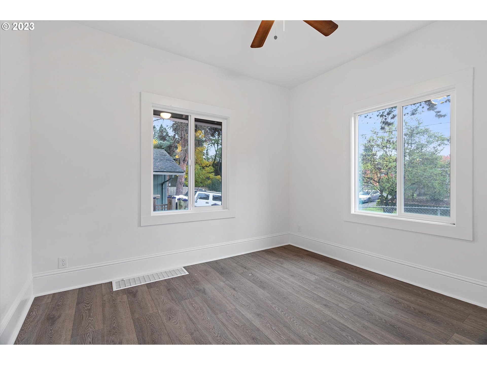 1235 North Kilpatrick Street Portland, OR 97217 - Photo 9 of 27 Bedroom