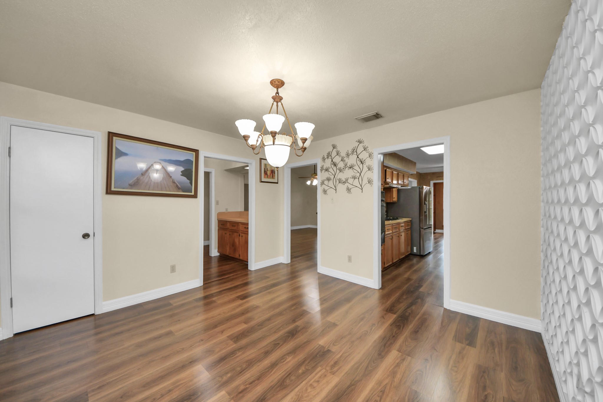 8407 Kirchner Road Manvel, TX 77578 - Photo 9 of 30 Dining