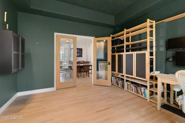 a view of livingroom with furniture