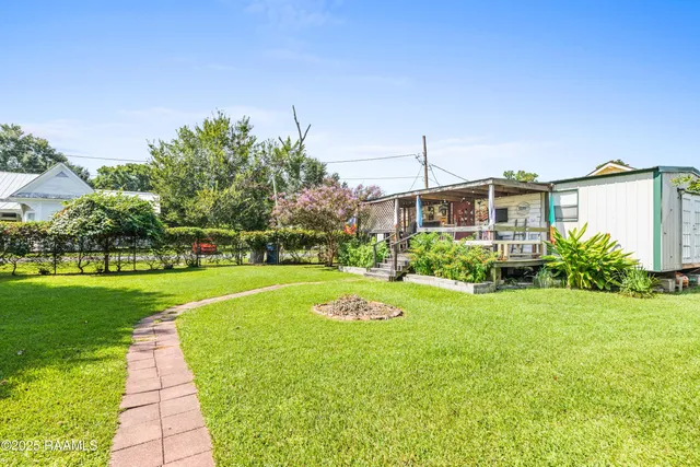 $170,000 | 208 South Guegnon Street, Abbeville, LA 70510