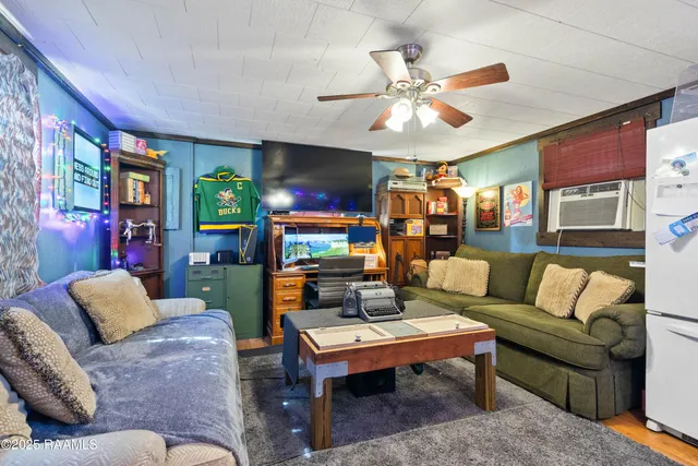 $170,000 | 208 South Guegnon Street, Abbeville, LA 70510