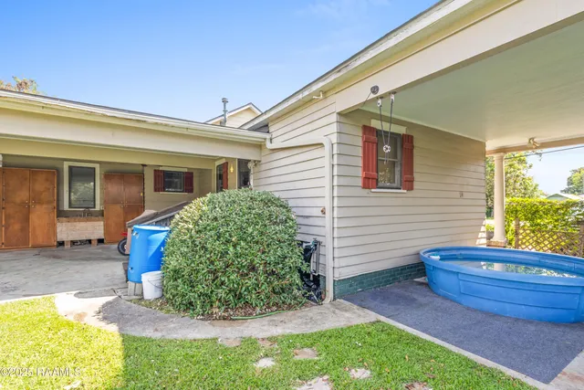 $170,000 | 208 South Guegnon Street, Abbeville, LA 70510