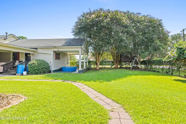 $170,000 | 208 South Guegnon Street, Abbeville, LA 70510