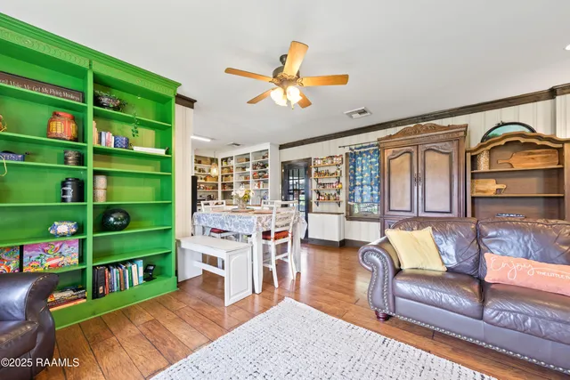 $170,000 | 208 South Guegnon Street, Abbeville, LA 70510