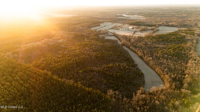 $364,500 | 3885 Attala Road 4153, Sallis, MS 39160