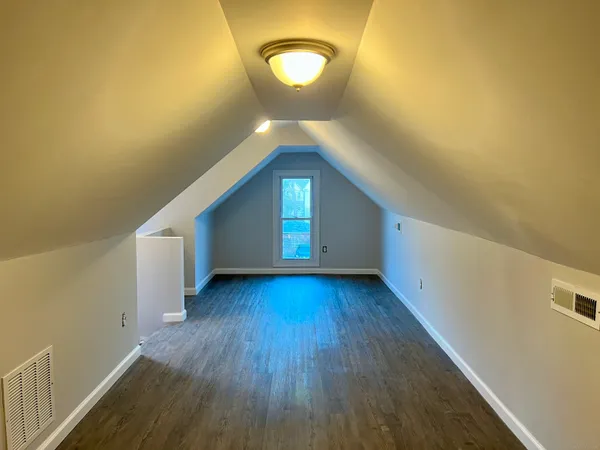 $2,125 | 415 Hollister Avenue, Bridgeport, CT 06607