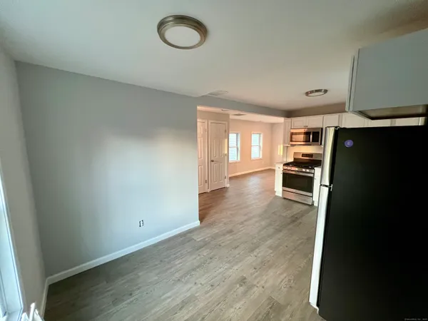 $2,125 | 415 Hollister Avenue, Bridgeport, CT 06607