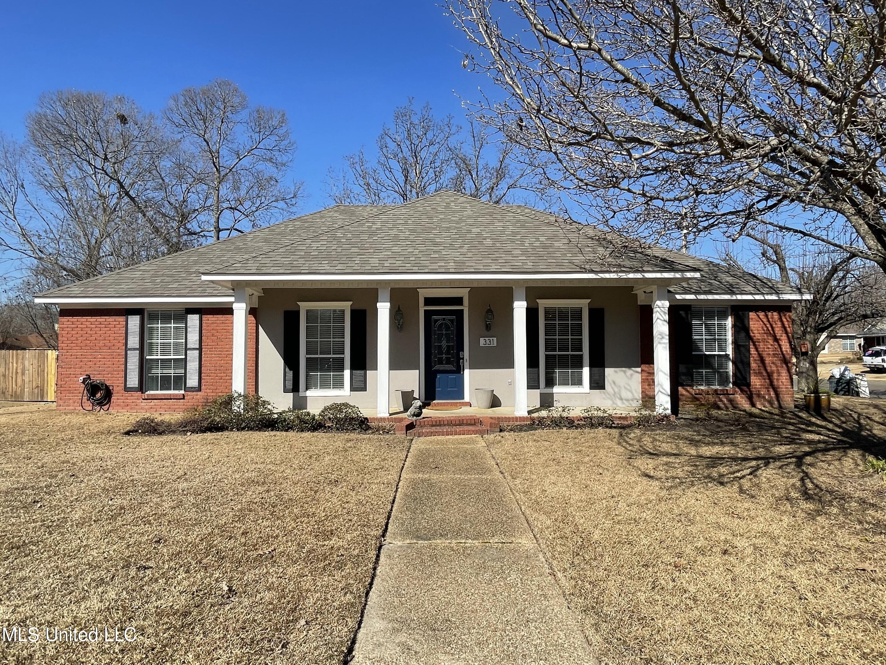 331 Water Oak Road Brandon, MS 39047 - Photo 1 of 17 Front Door