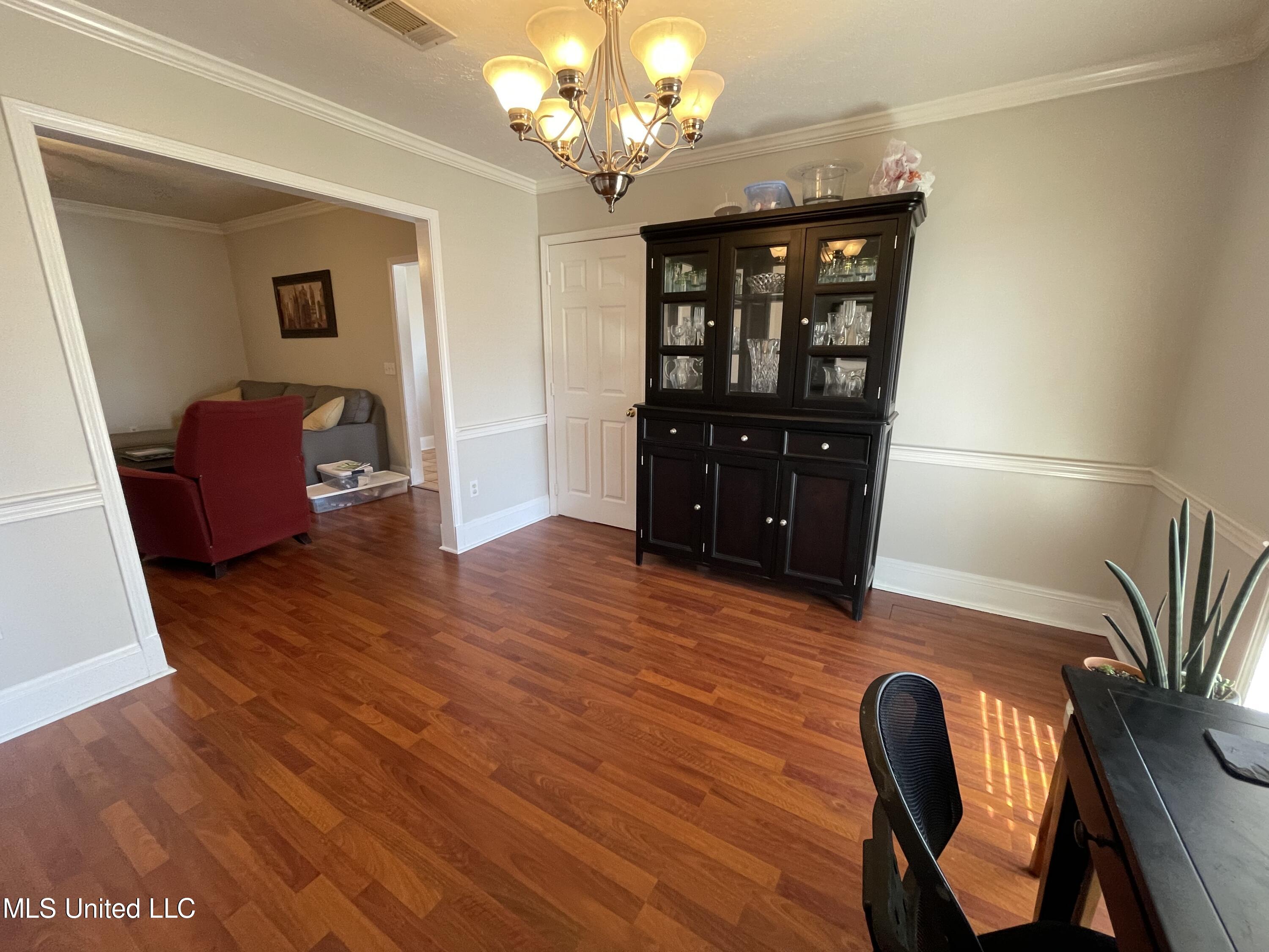 331 Water Oak Road Brandon, MS 39047 - Photo 7 of 17 7897829F-D817-4394-93BF-DE74EBCF63A2