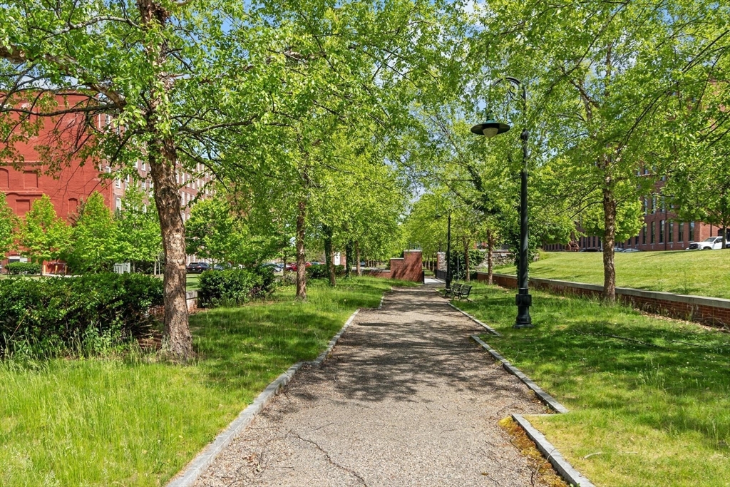 35 Riverwalk Way, Unit R106 Lowell, MA 01854 - Photo 36 of 41