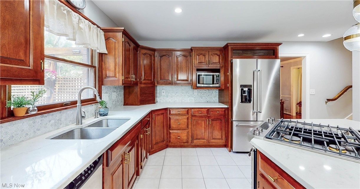 5550 Spring Grove Drive Solon, OH 44139 - Photo 11 of 31