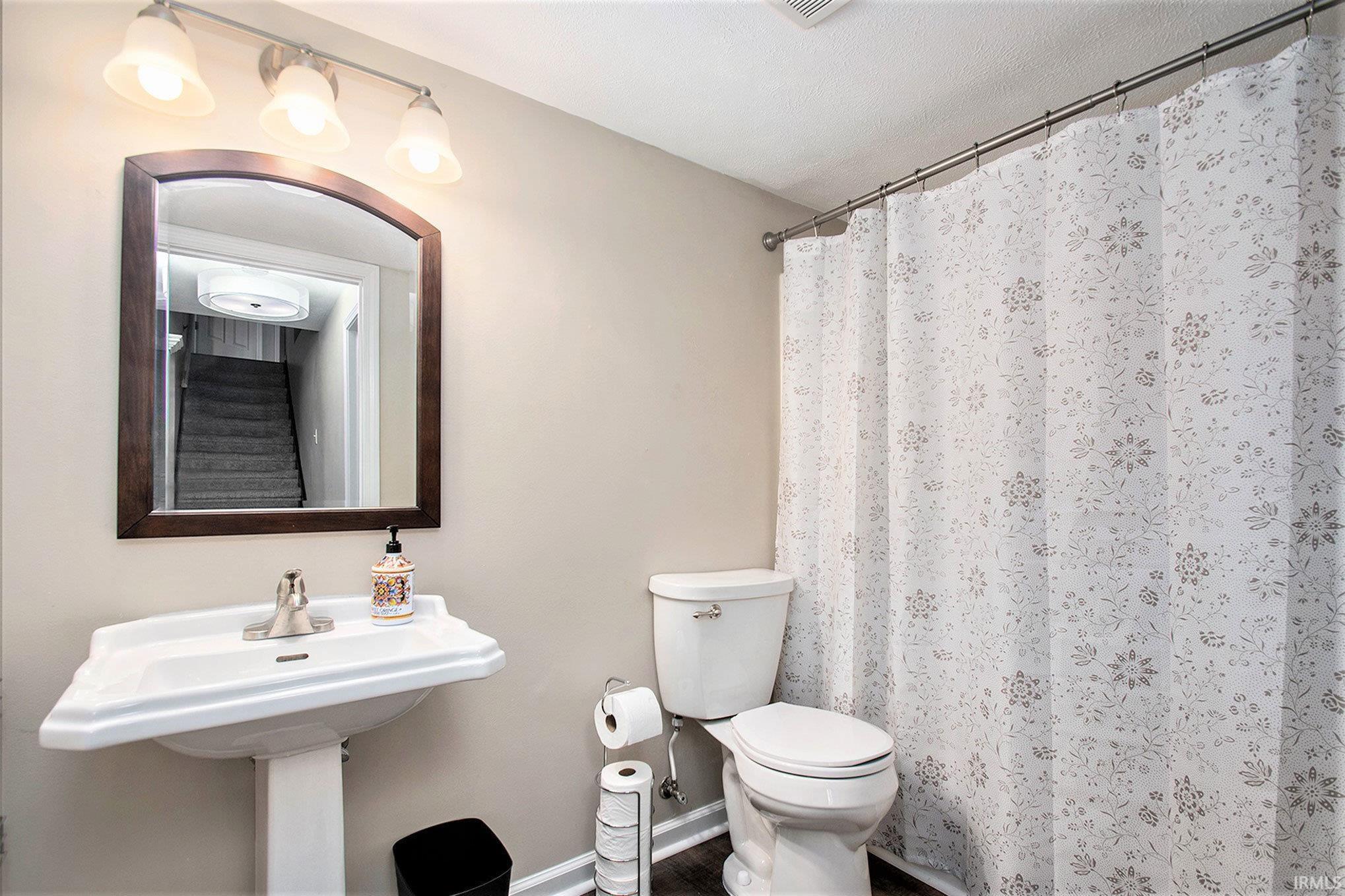 25839 Brick Road South Bend, IN 46628 - Photo 26 of 36 Gallery Image 26