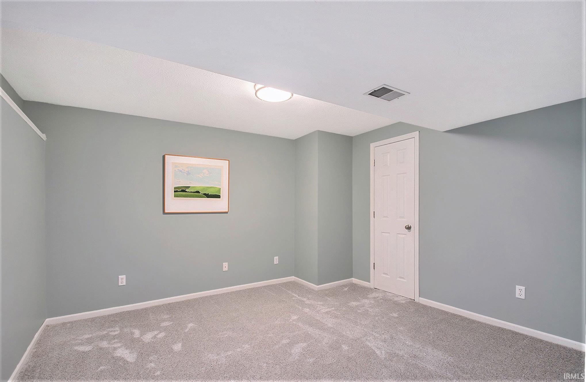 25839 Brick Road South Bend, IN 46628 - Photo 27 of 36 Gallery Image 27