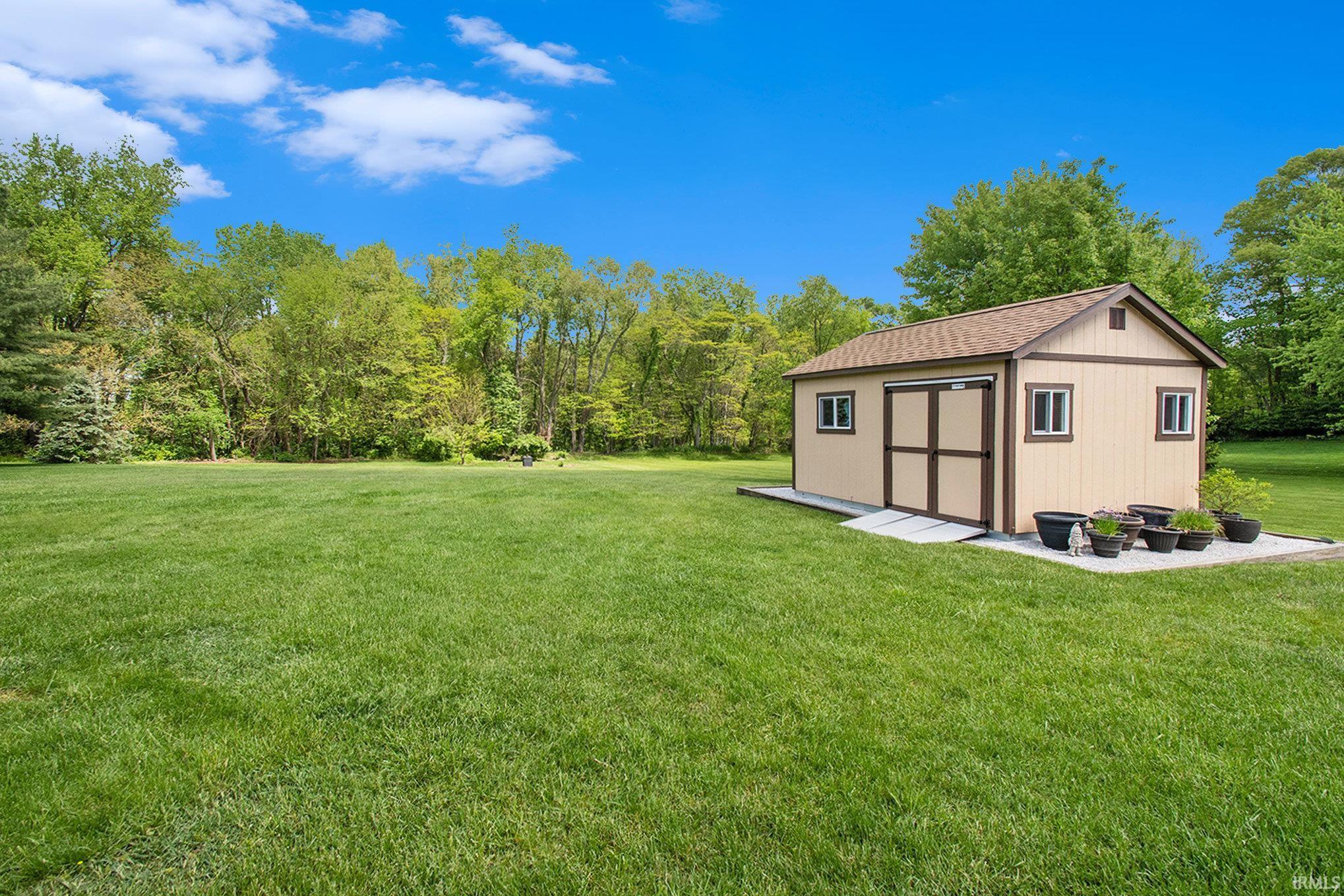 25839 Brick Road South Bend, IN 46628 - Photo 31 of 36 Gallery Image 31