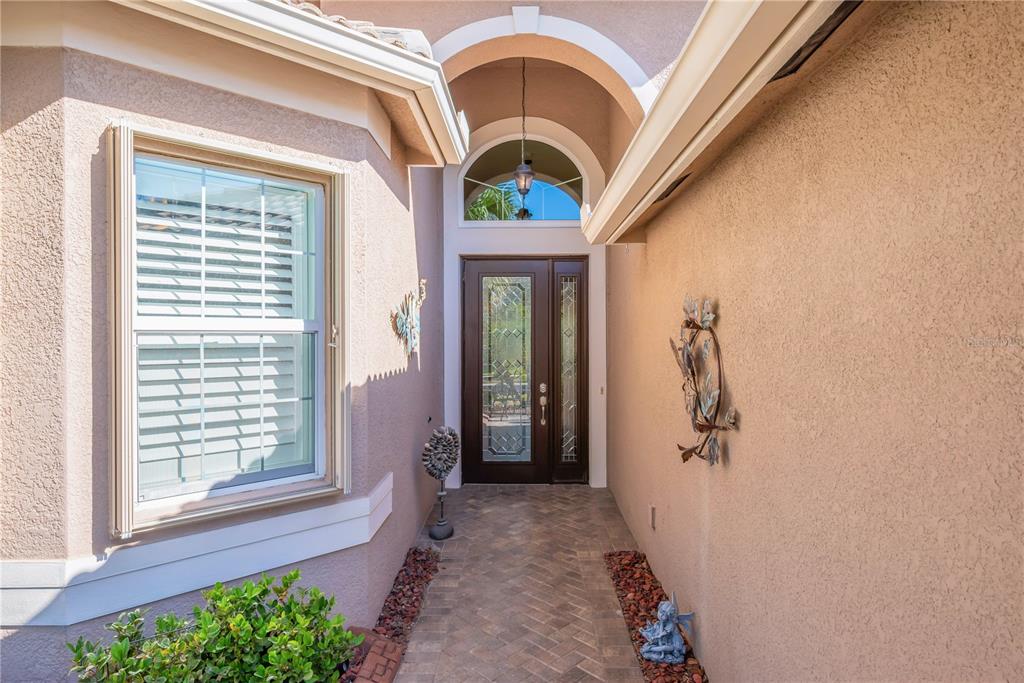 16108 Cedar Key Drive Wimauma, FL 33598 - Photo 5 of 48