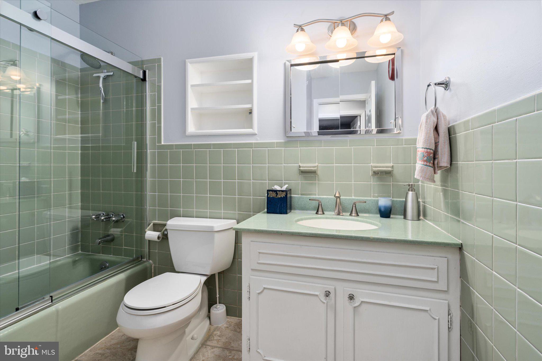 5 Blue Ridge Drive Ewing, NJ 08638 - Photo 16 of 30 Full Bath