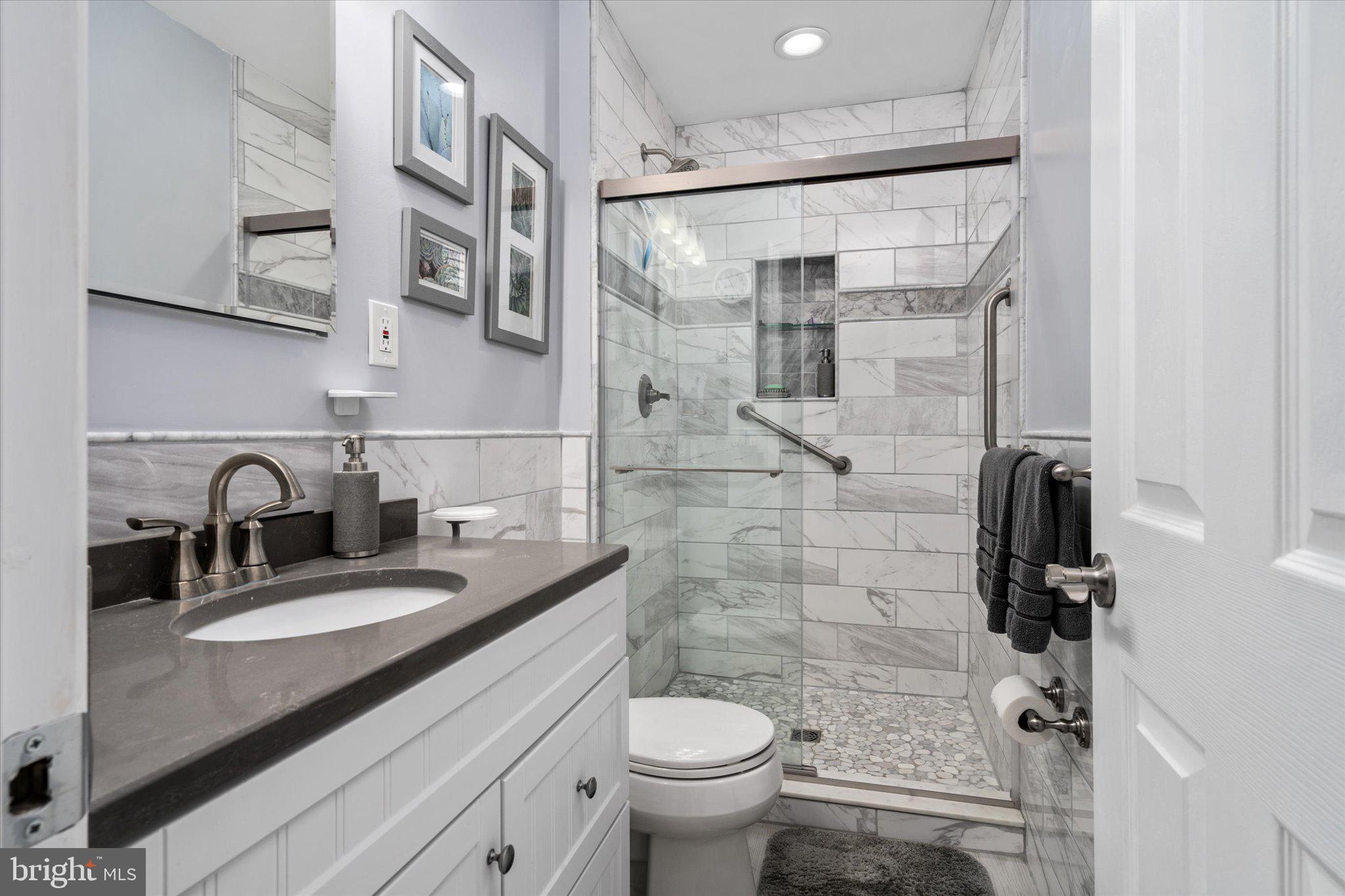 5 Blue Ridge Drive Ewing, NJ 08638 - Photo 20 of 30 Bathroom