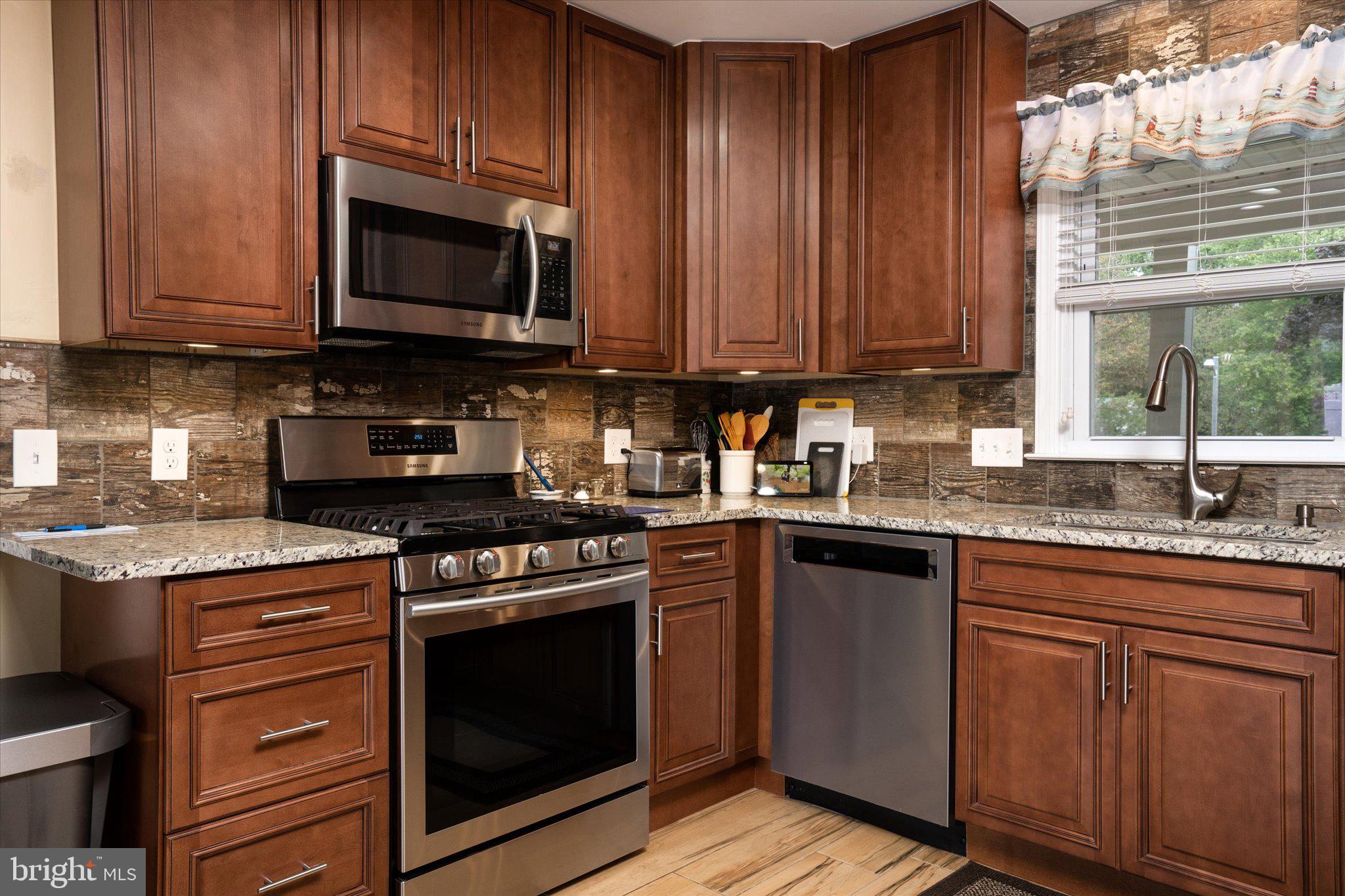5 Blue Ridge Drive Ewing, NJ 08638 - Photo 10 of 30 Kitchen