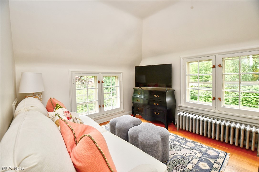 3255 Dorchester Road Cleveland, OH 44120 - Photo 24 of 29 Gallery Image 24