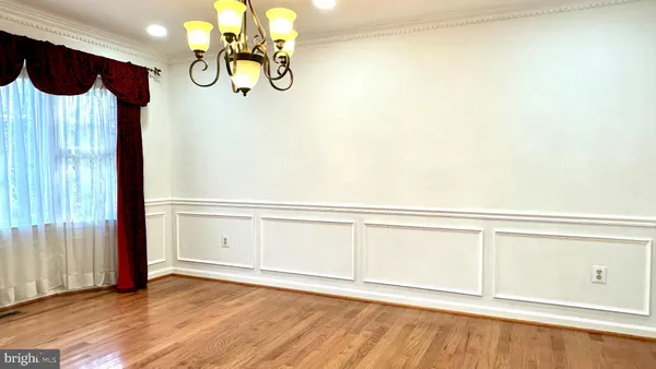 $729,900 | 13643 Spinning Wheel Drive, Germantown, MD 20874