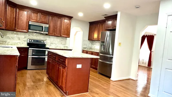 $729,900 | 13643 Spinning Wheel Drive, Germantown, MD 20874