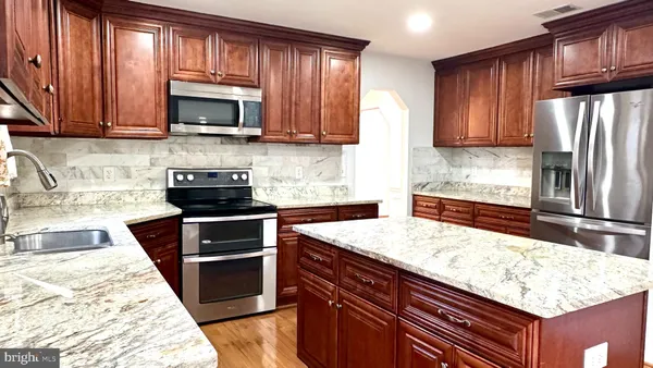 $729,900 | 13643 Spinning Wheel Drive, Germantown, MD 20874