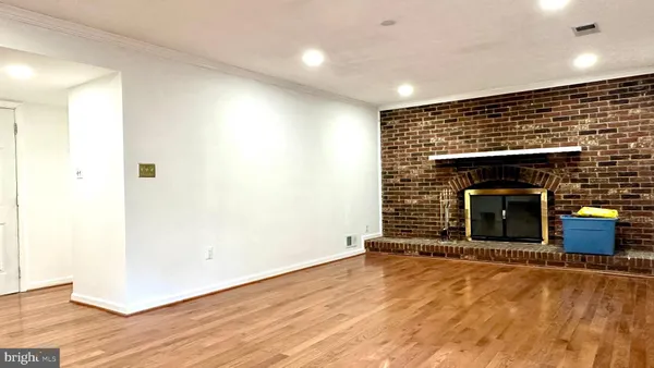 $729,900 | 13643 Spinning Wheel Drive, Germantown, MD 20874