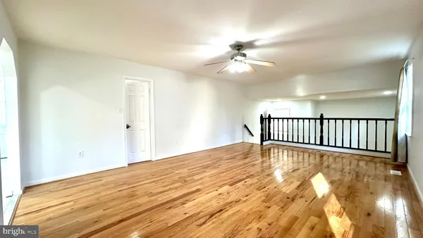 $729,900 | 13643 Spinning Wheel Drive, Germantown, MD 20874