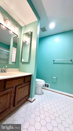 $729,900 | 13643 Spinning Wheel Drive, Germantown, MD 20874