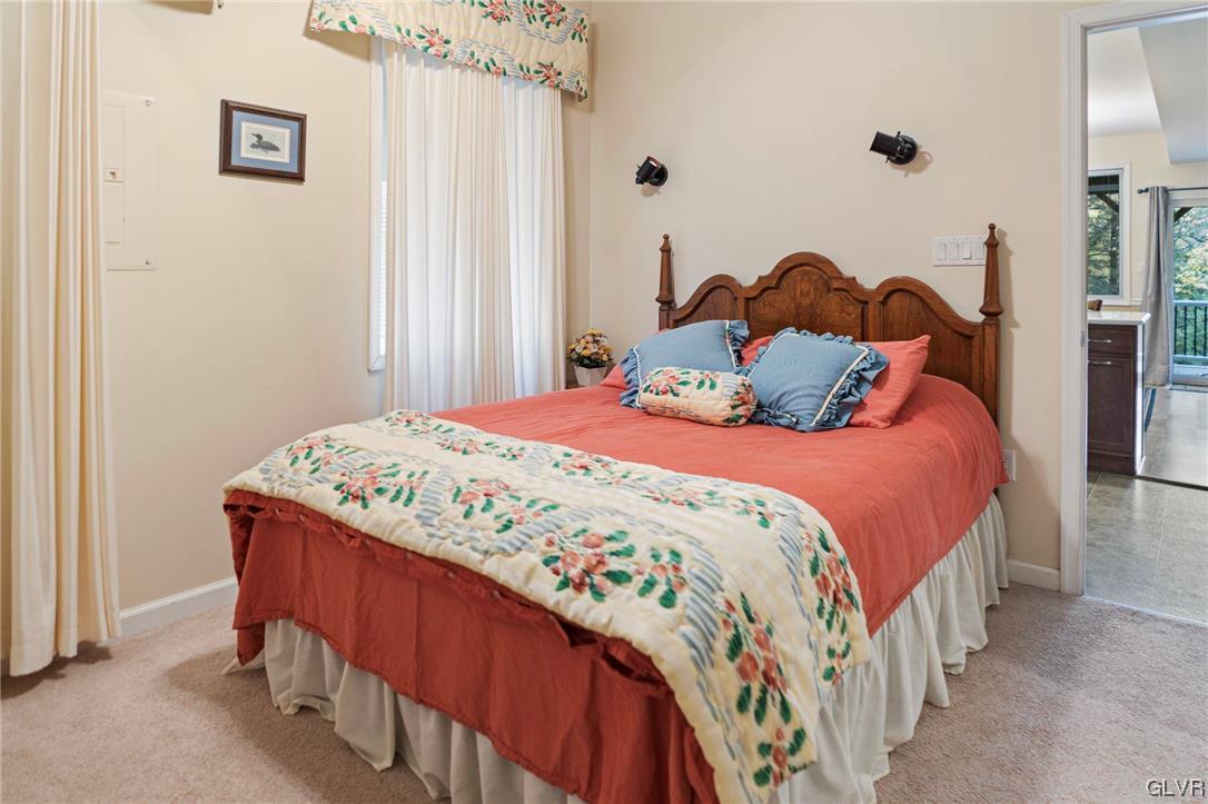 106 Stoney Creek Road Jim Thorpe, PA 18229 - Photo 28 of 50 a bedroom with a bed and a window