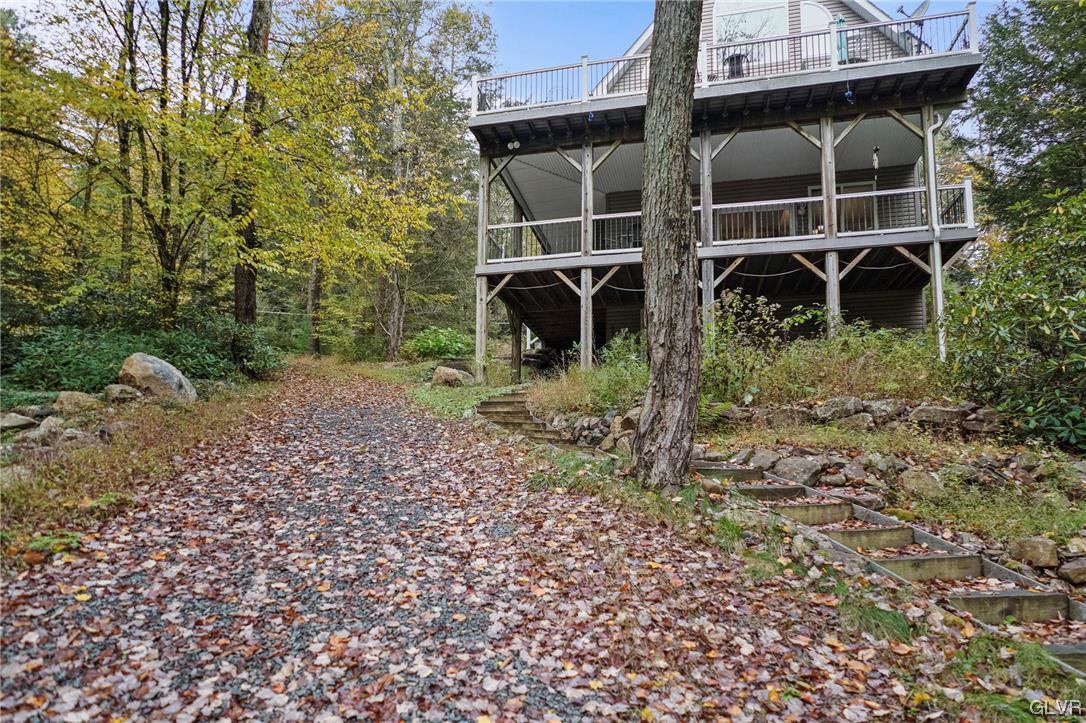 106 Stoney Creek Road Jim Thorpe, PA 18229 - Photo 4 of 50 a view of an outdoor space with yard