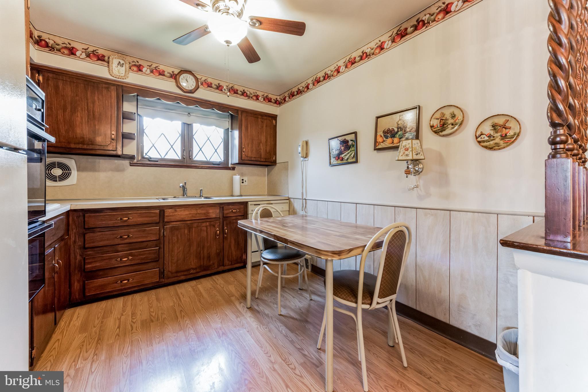 8232 Pine Road Philadelphia, PA 19111 - Photo 8 of 13 Gallery Image 8