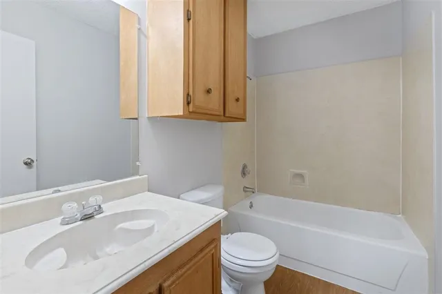 $128,500 | 1860 South Tallowood Drive, Unit C, Lake Charles, LA 70605