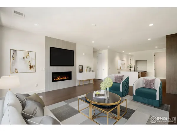 $945,795 | 205 East 6th Street, Unit 303, Loveland, CO 80537