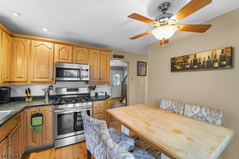 27 Condict Road Landing, NJ 07850 - Photo 13 of 34