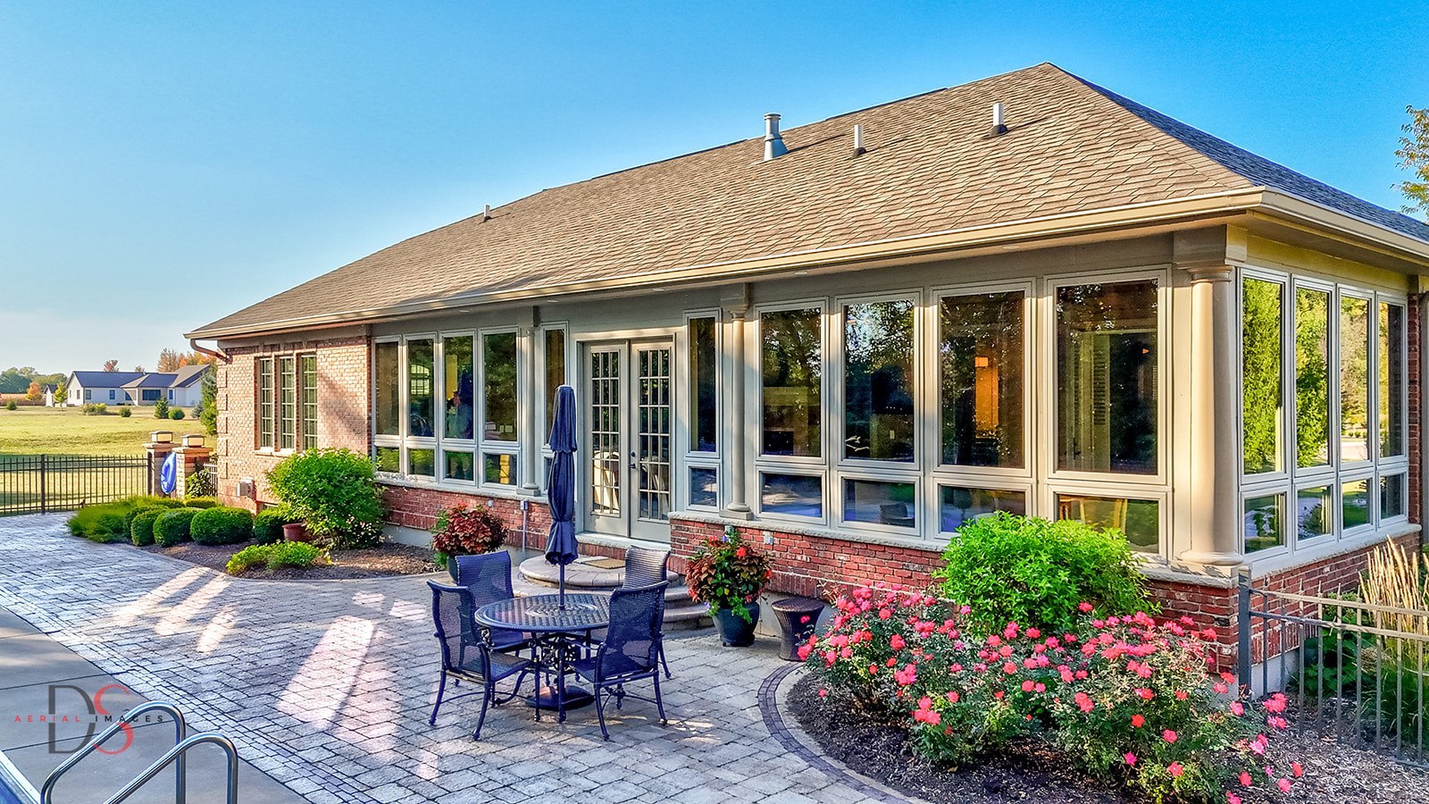 2951 East 1489th Road Ottawa, IL 61350 - Photo 41 of 55 a view of a house with sitting area