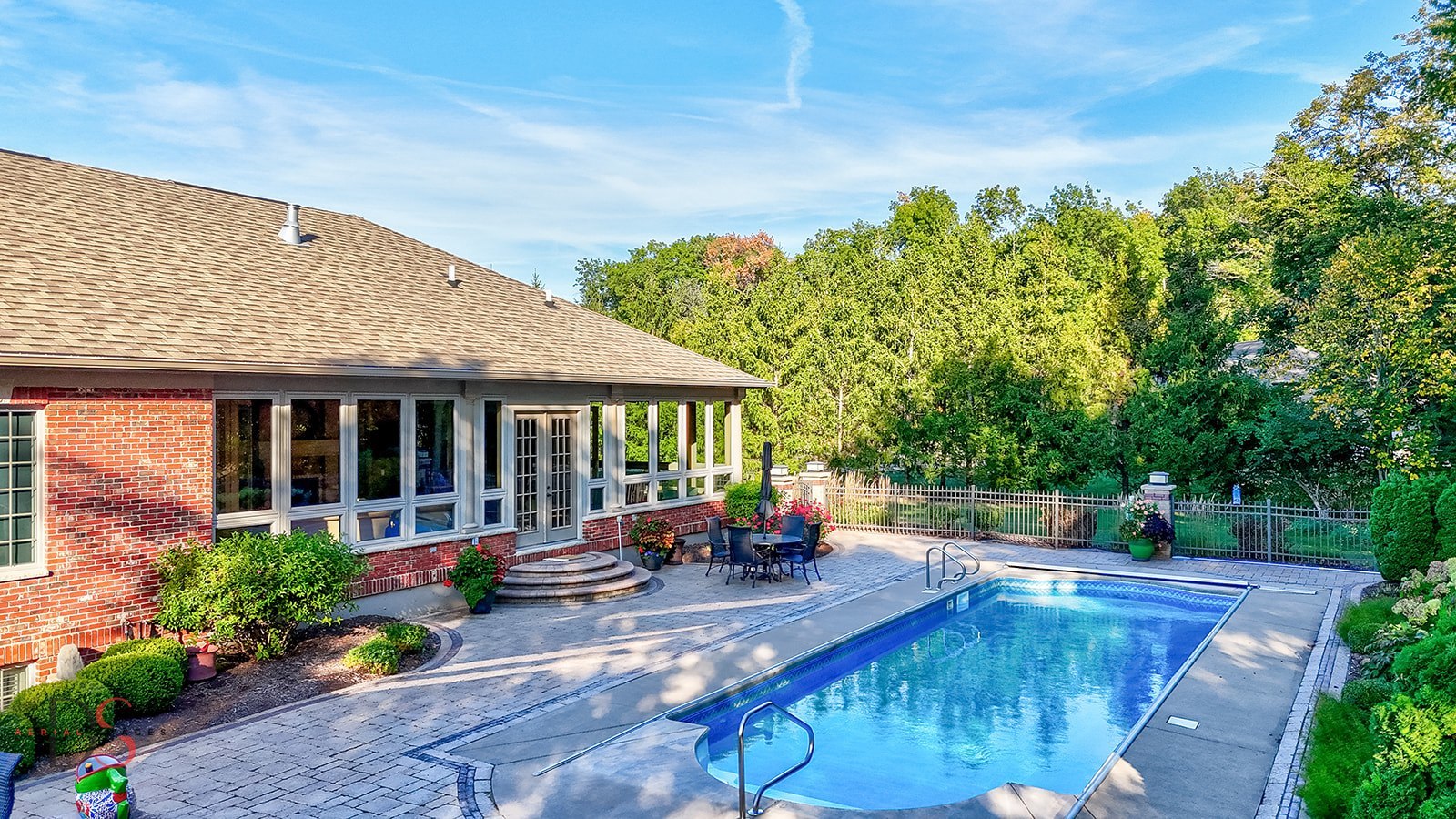 2951 East 1489th Road Ottawa, IL 61350 - Photo 44 of 55 a view of a house with backyard and sitting area