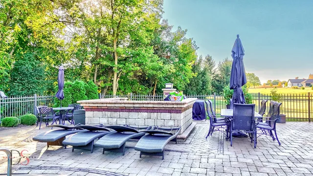 a picture of a bench in front of door