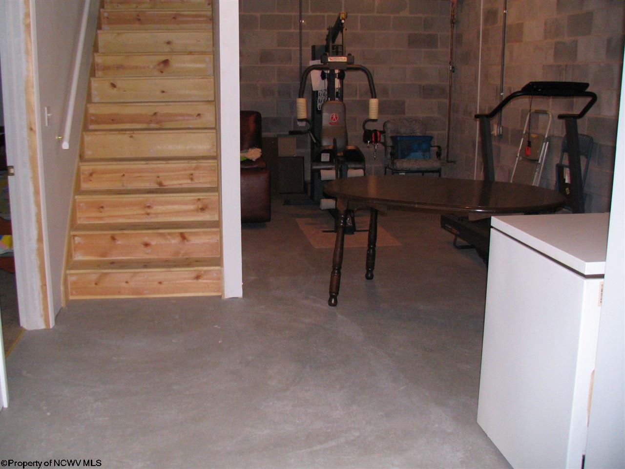 1221 Summers School Road Morgantown, WV 26508 - Photo 16 of 20 Gallery Image 16