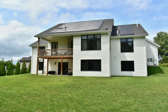 $520,000 | 12029 Granite Court, Rockton, IL 61072