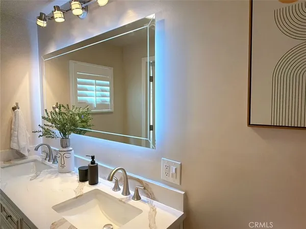 $1,380,000 | 2966 Zane Grey Terrace, Altadena, CA 91001