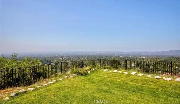 $1,380,000 | 2966 Zane Grey Terrace, Altadena, CA 91001