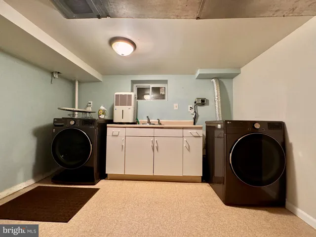 $3,950 | 3912 19th Street South, Arlington, VA 22204