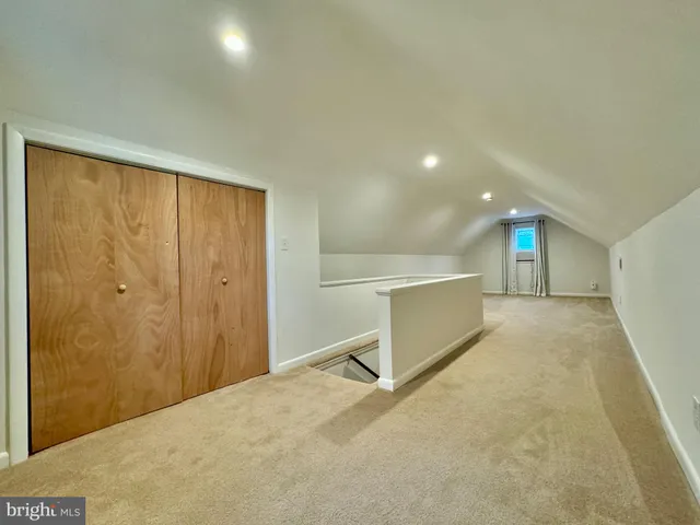 $3,950 | 3912 19th Street South, Arlington, VA 22204