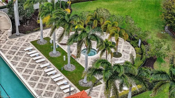 $500,000 | 1060 Borghese Lane, Unit 702, Naples, FL 34114