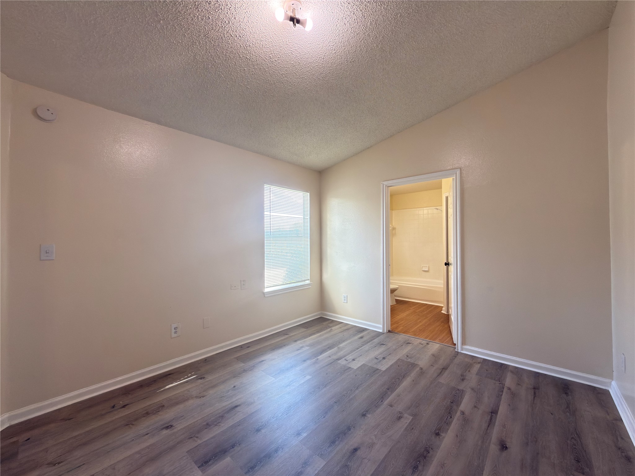 15743 Ridgegate Road Houston, TX 77053 - Photo 11 of 16