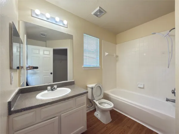 $1,700 | 15743 Ridgegate Road, Houston, TX 77053