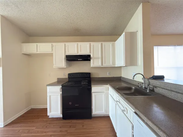 $1,700 | 15743 Ridgegate Road, Houston, TX 77053