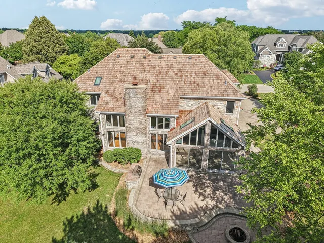 $849,900 | 641 Mason Lane, Lake In The Hills, IL 60156